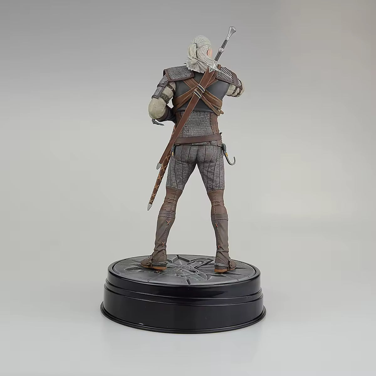 Geralt of Rivia Wild Hunt – The Witcher 3 | Edizione da Collezione 24 cm - Nerd Lab