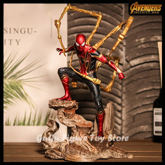 Avengers Infinity War Iron Spiderman Action Figure Statua da collezione 28cm - Nerd Lab