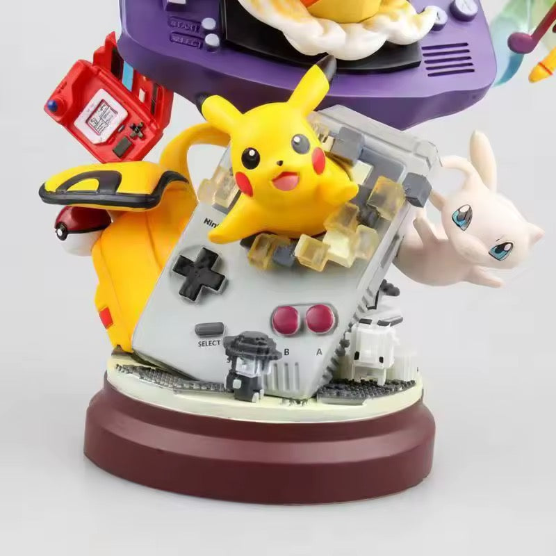 Statua Pokémon Nostalgia Game Boy – Ho-Oh, Gyarados & Celebi | Diorama 24cm con Console e Pokédex - Nerd Lab