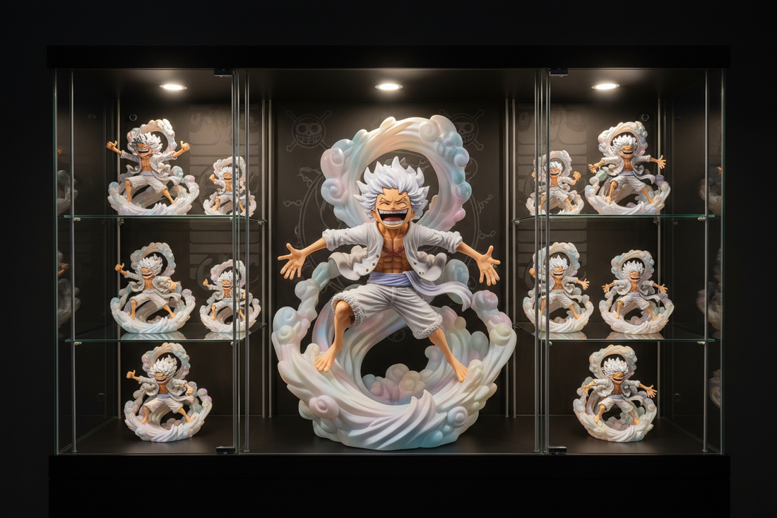 Collezione figure One Piece Gear 5 Nika Luffy con capelli bianchi, effetti nuvola e base illuminata