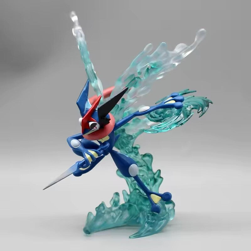 Action Figure Pokémon Greninja Evolution 15cm Statua Da Collezione Anime Manga