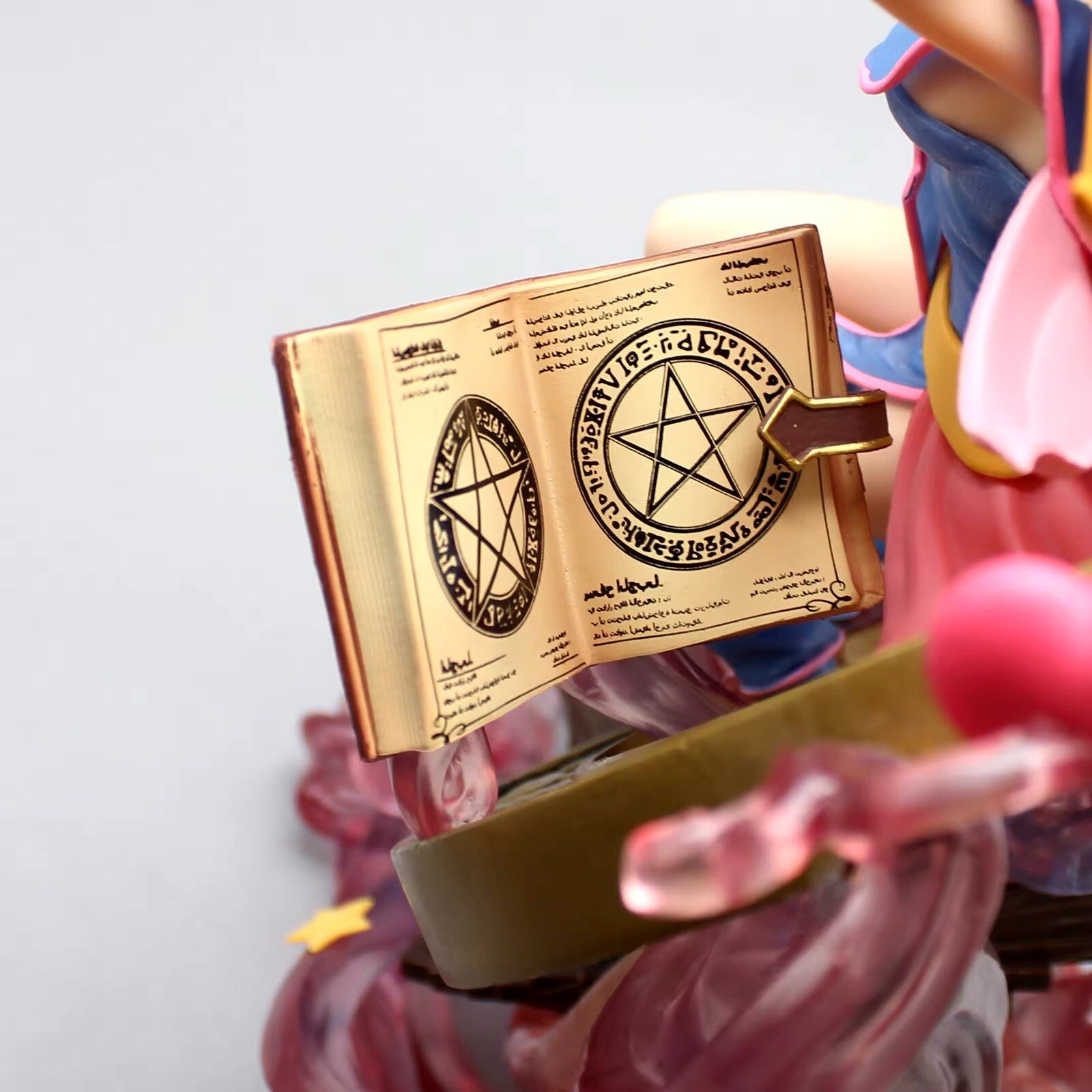 Yu-Gi-Oh Maga Nera Action Figure 37cm Black Magician Girl Da Collezione Kuribho