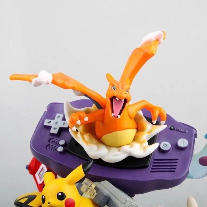 Action Figure Pokemon Statua Da Collezione 20cm Pikachu Charizard Mew Gameboy