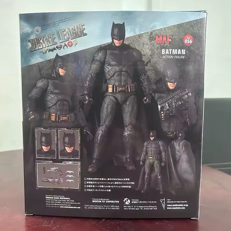 Action Figure Batman Justice League Bruce Wayne 17cm Statua Collezione Diorama