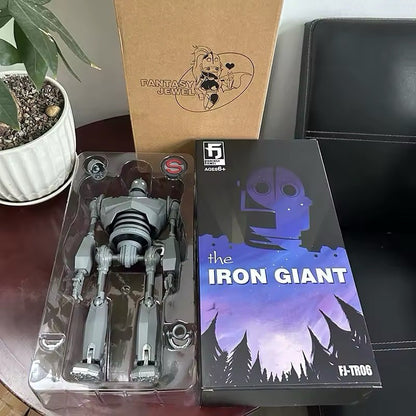 The Iron Giant Super Cyborg 30cm Action Figure Il Gigante di Ferro Super7 Anime