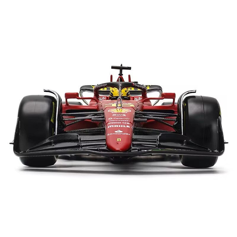 Macchina Ferrari F1 C Sainz 2023 SF-23 Burago Scala 1:24 Formula 1 Con vetrina