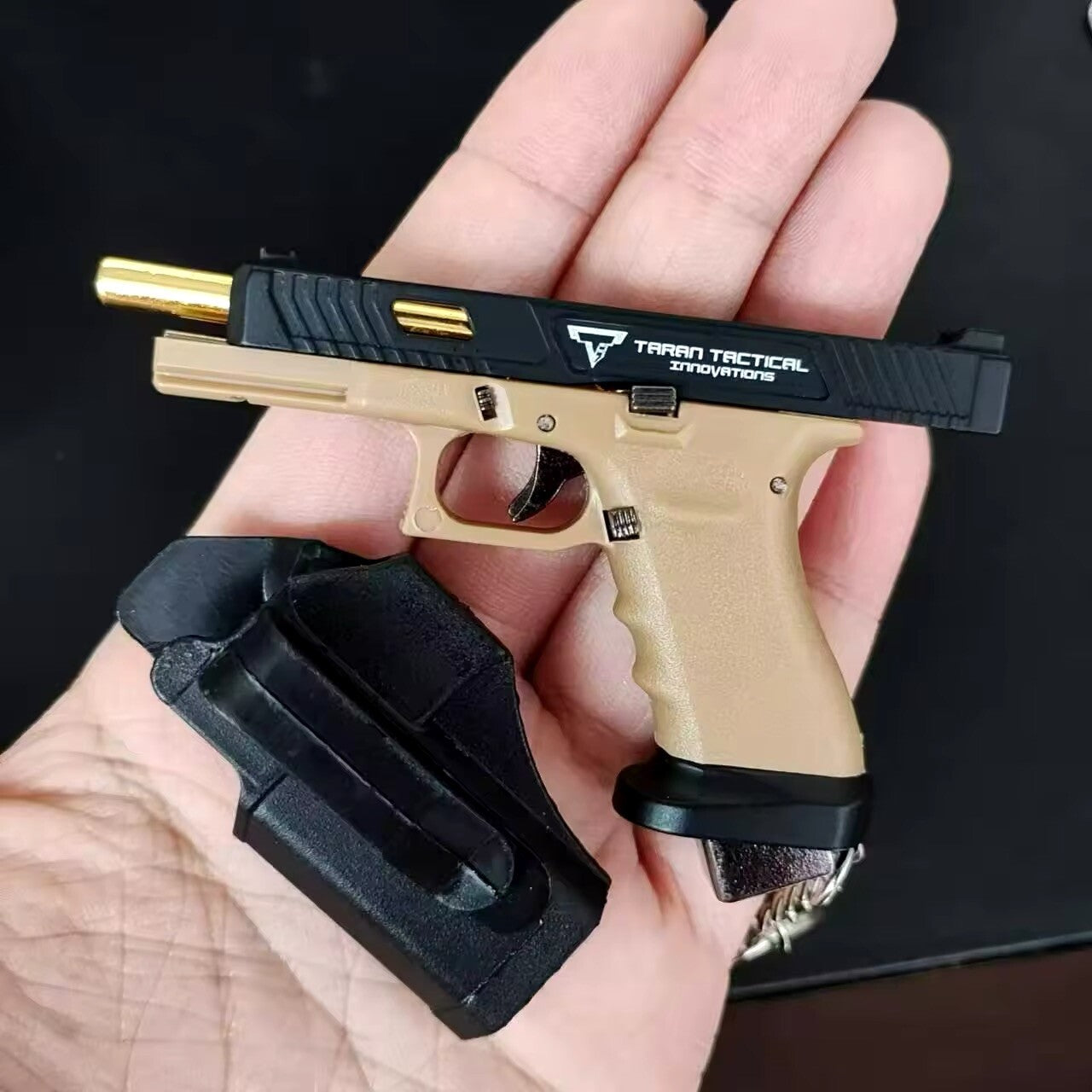 Mini Pistola Giocattolo Glock G34 Con Fondina Portachiavi metallo Scala 1:3 New