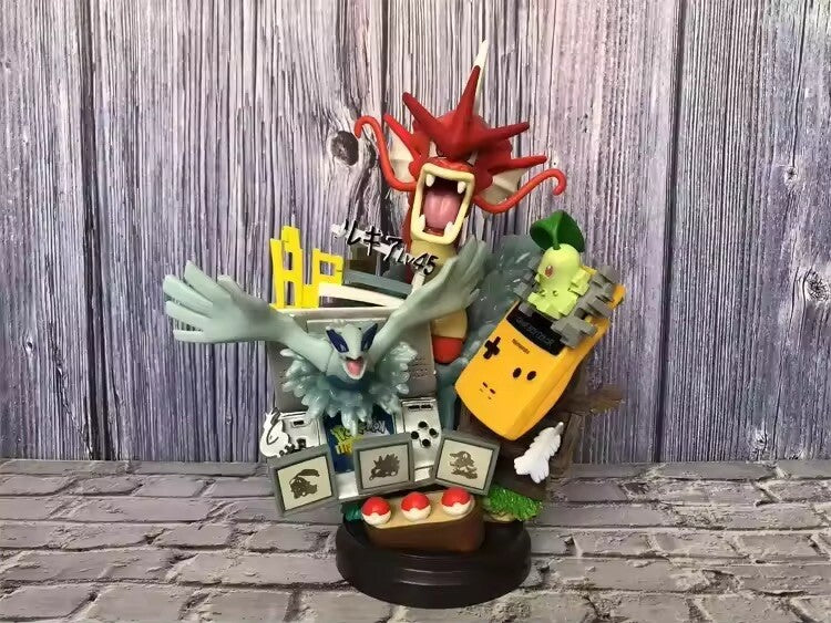 Action Figure Pokemon Statua Da Collezione 25cm Lugia Chikorita Gyarados Gameboy