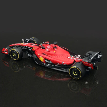Macchina Ferrari F1 C Leclerc 2023 SF-23 Burago Scala 1:24 Formula 1 Con vetrina