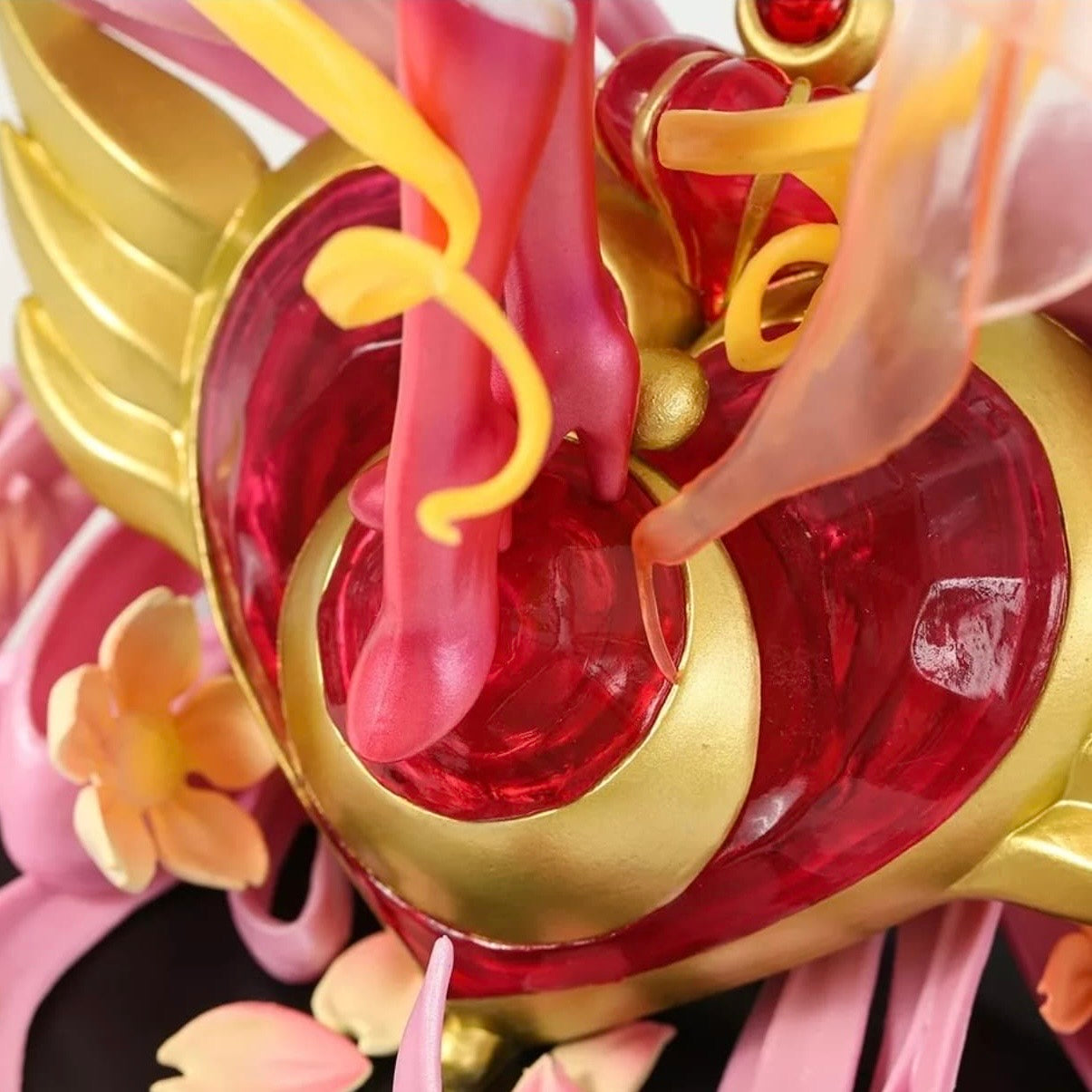 Sailor Moon Eternal – Action Figure Deluxe con Base Cuore Illuminata (Edizione da Collezione) - Nerd Lab